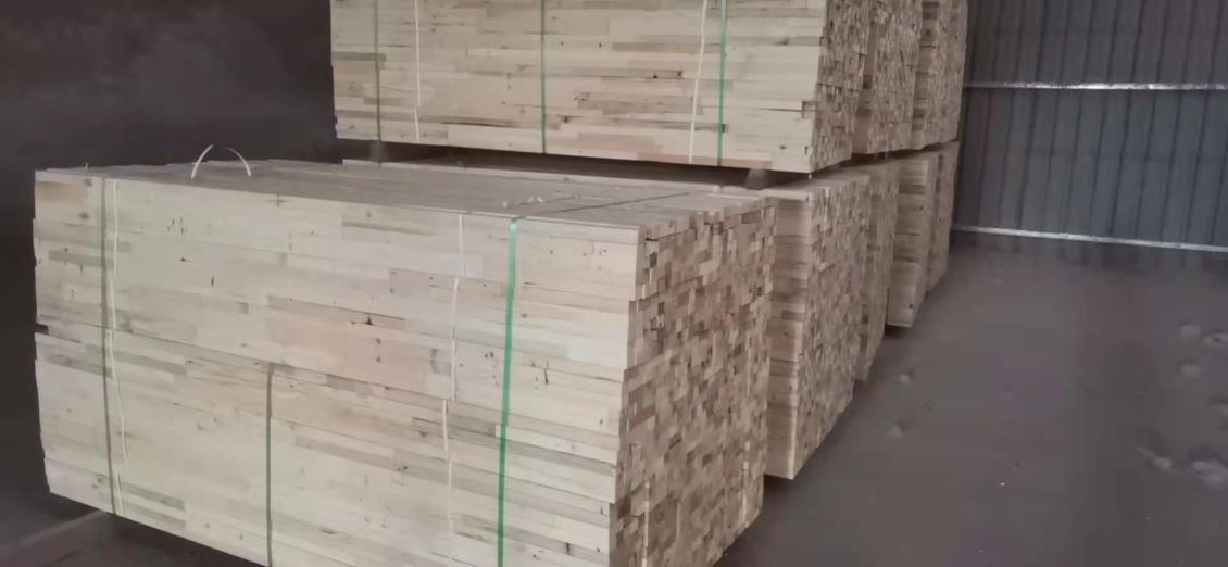 河南插接木与实木板材的差异